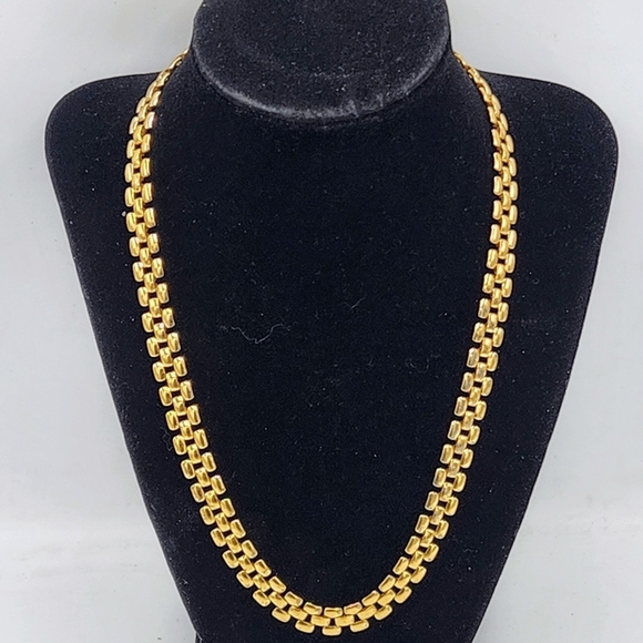 Vintage Gold Plated Tone Panther Link Choker Necklace. - Picture 10 of 11